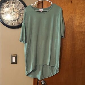 LuLaRoe Sage Green Short Sleeve Top Small
